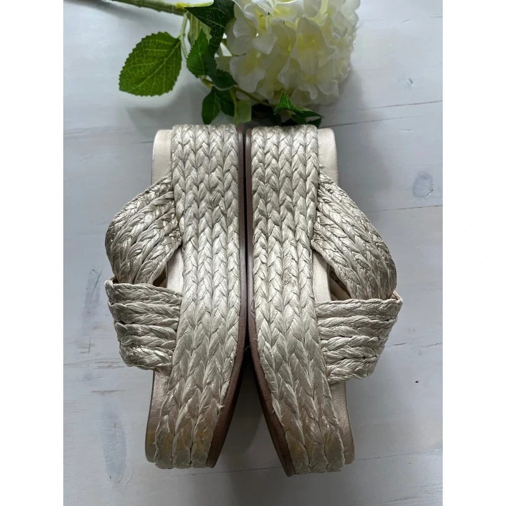 J/Slides NYC Gold Woven Cross Strap Platform Wedge‎ Sandals